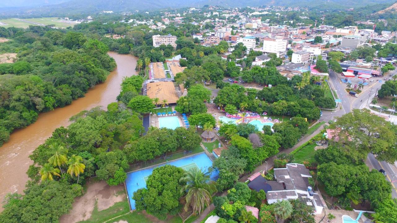Hotel Guadaira Resort Melgar Εξωτερικό φωτογραφία